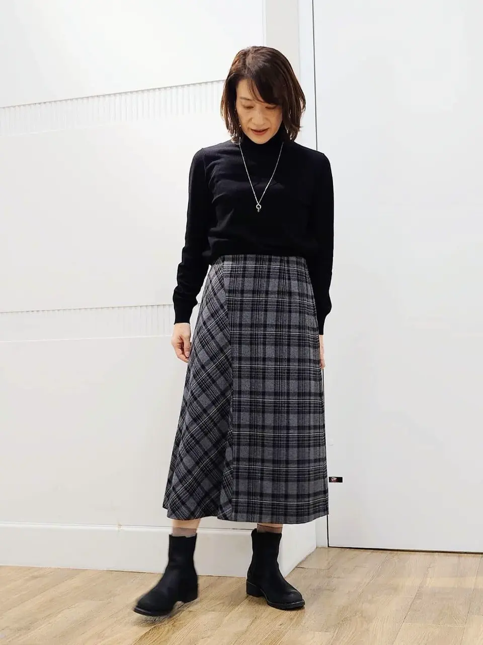 J.PRESS LADIES スタッフ コーディネート画像