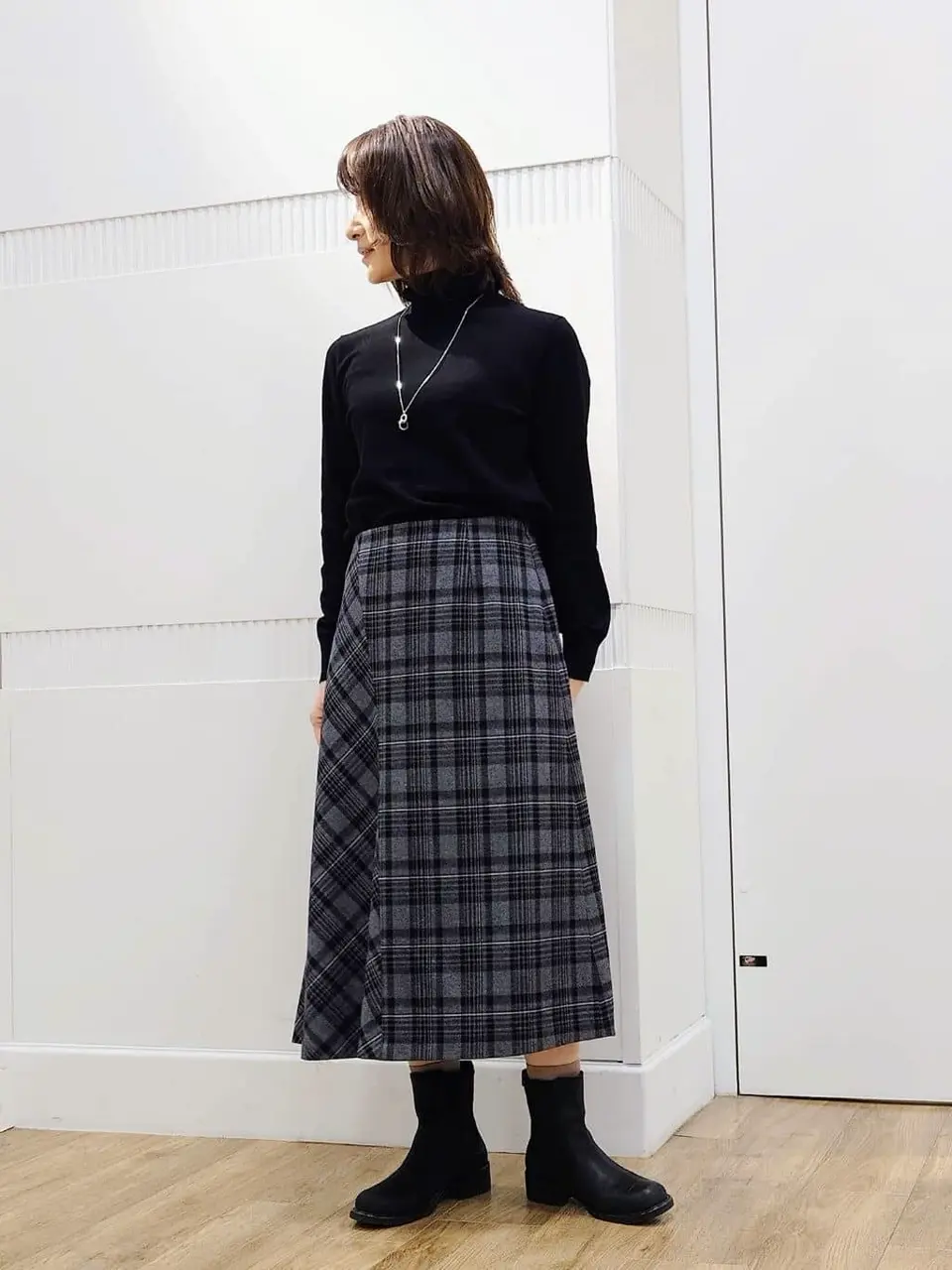 J.PRESS LADIES スタッフ コーディネート画像