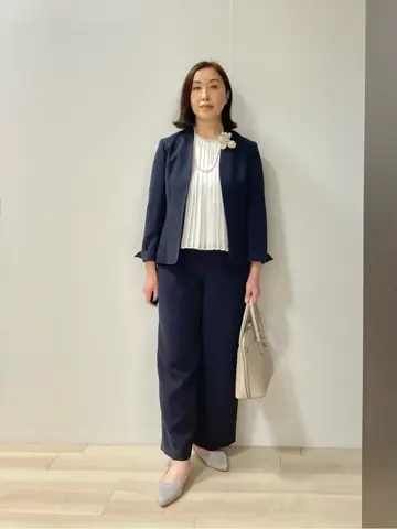 J.PRESS LADIES スタッフ コーディネート画像