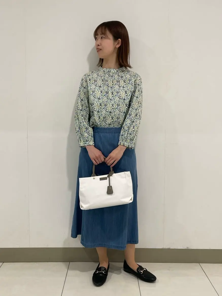 J.PRESS LADIES スタッフ コーディネート画像