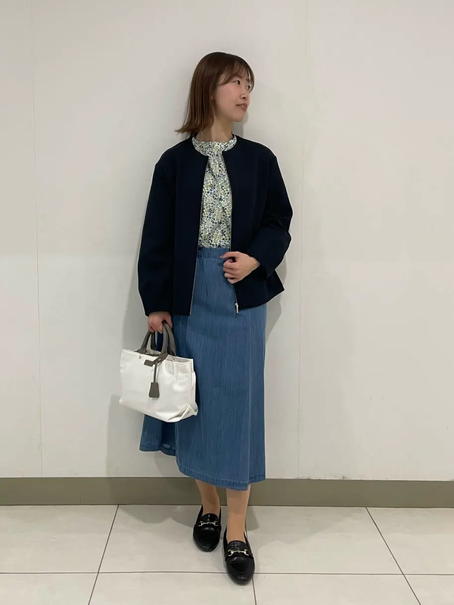 J.PRESS LADIES スタッフ コーディネート画像