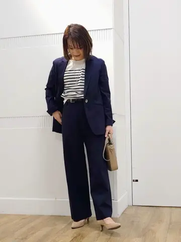 J.PRESS LADIES スタッフ コーディネート画像