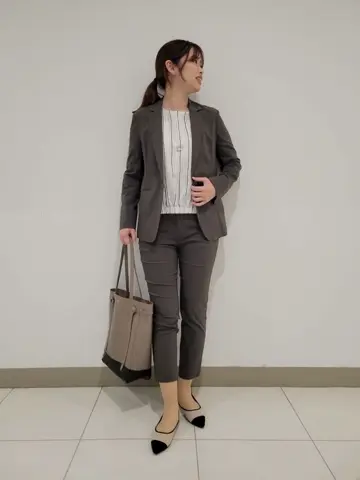 J.PRESS LADIES スタッフ コーディネート画像