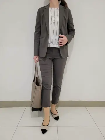 J.PRESS LADIES スタッフ コーディネート画像