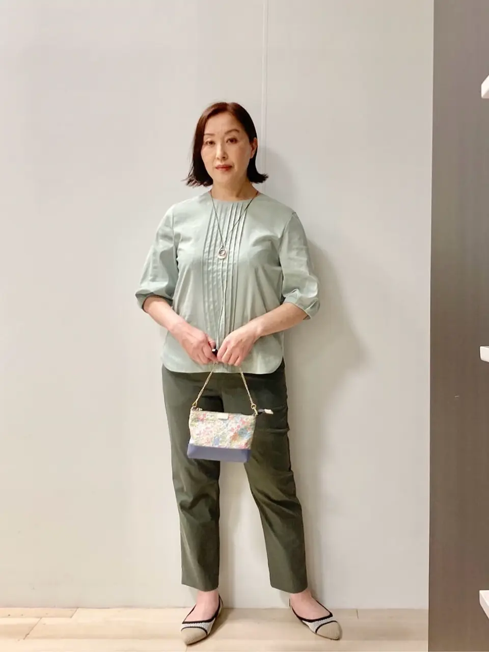 J.PRESS LADIES スタッフ コーディネート画像