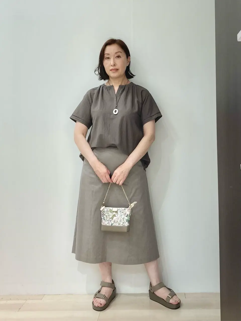 J.PRESS LADIES スタッフ コーディネート画像