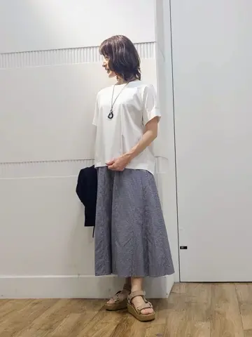 J.PRESS LADIES スタッフ コーディネート画像