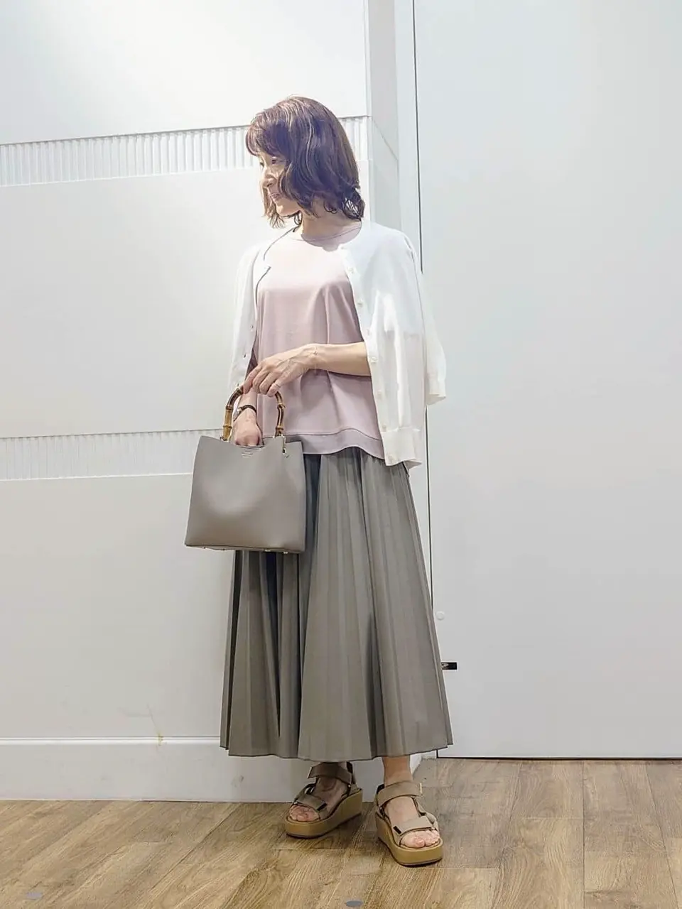 J.PRESS LADIES スタッフ コーディネート画像