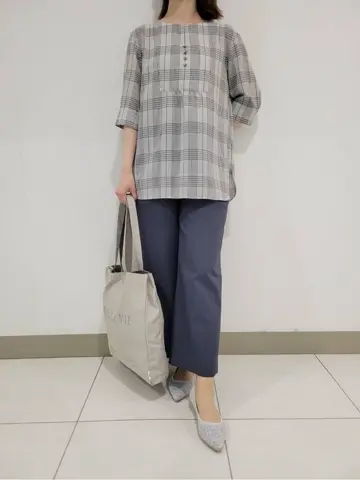 J.PRESS LADIES スタッフ コーディネート画像