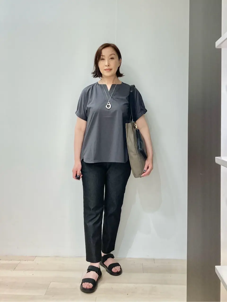 J.PRESS LADIES スタッフ コーディネート画像