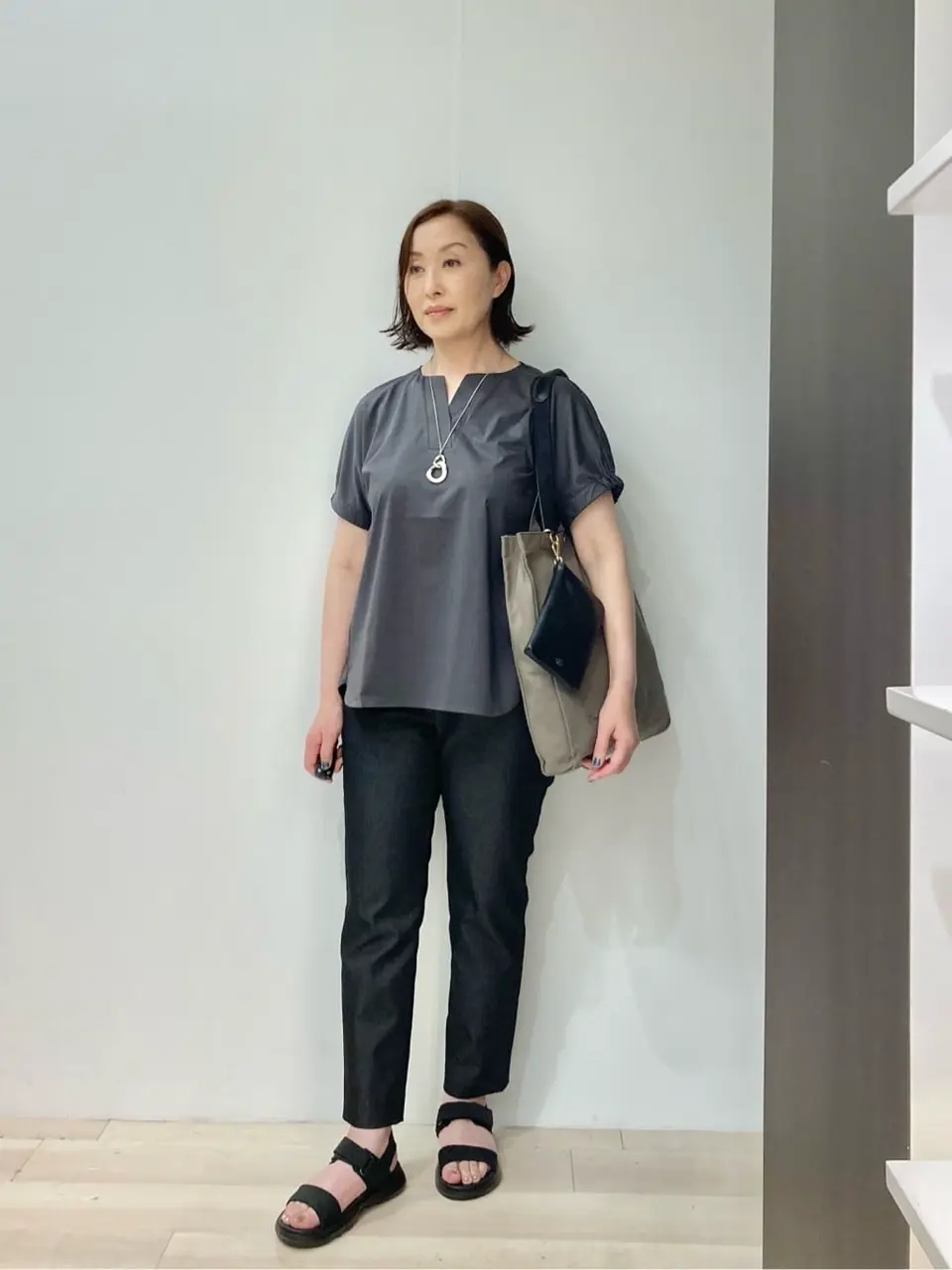 J.PRESS LADIES スタッフ コーディネート画像