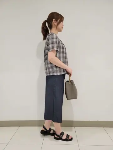 J.PRESS LADIES スタッフ コーディネート画像