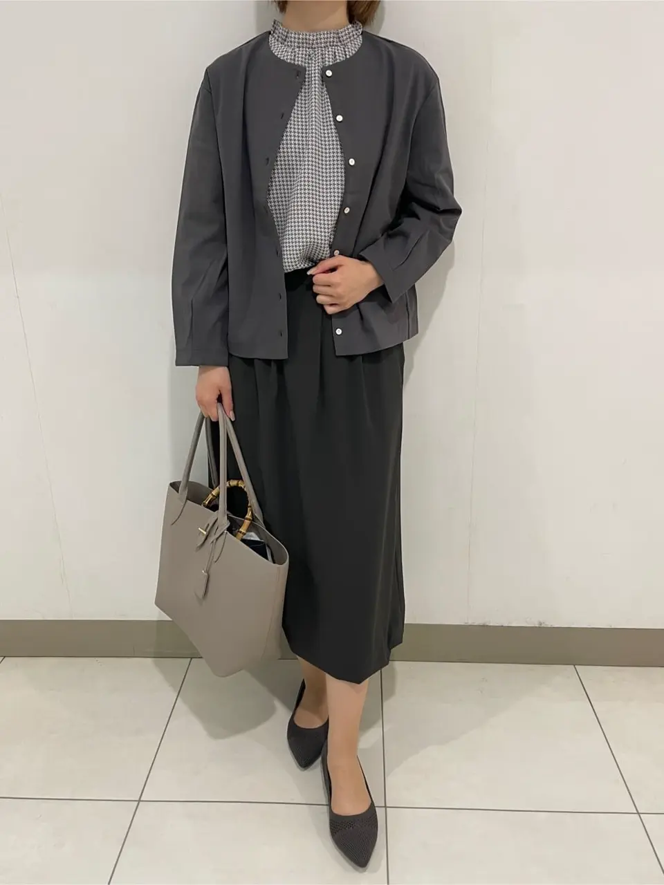 J.PRESS LADIES スタッフ コーディネート画像