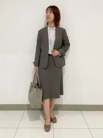 J.PRESS LADIES スタッフ コーディネート画像