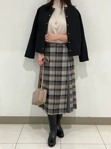 J.PRESS LADIES スタッフ コーディネート画像