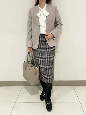 J.PRESS LADIES スタッフ コーディネート画像