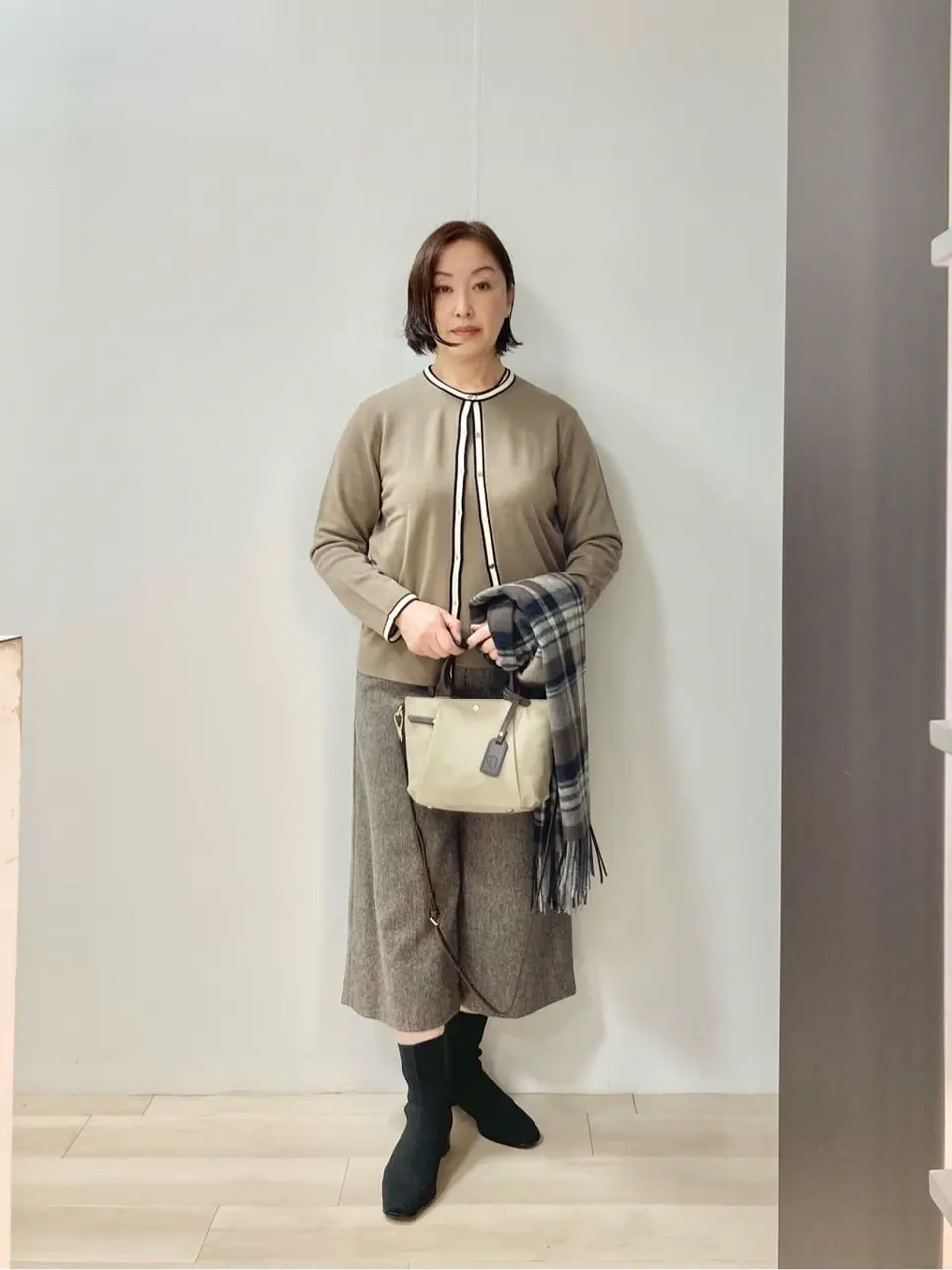 J.PRESS LADIES スタッフ コーディネート画像