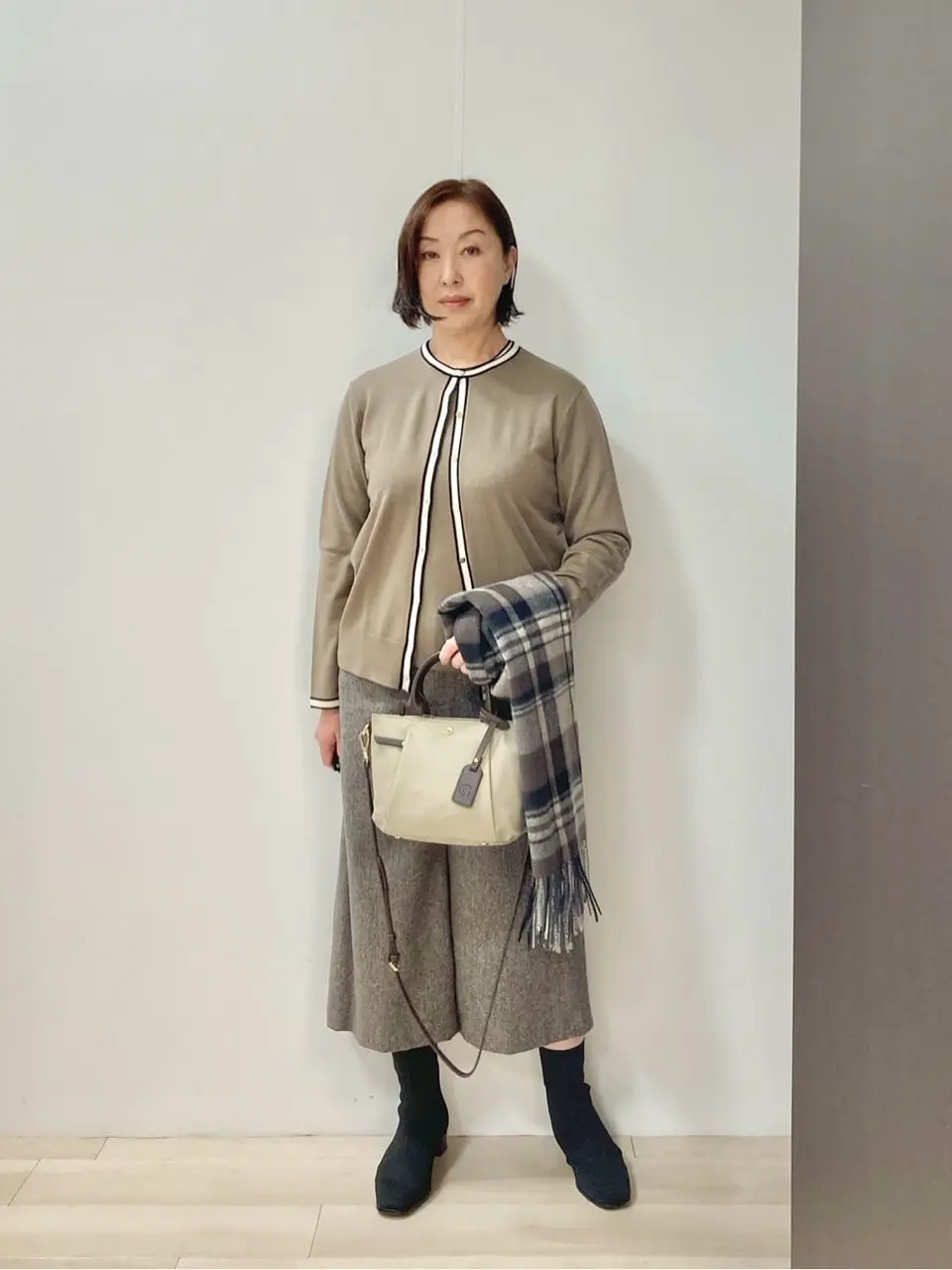 J.PRESS LADIES スタッフ コーディネート画像