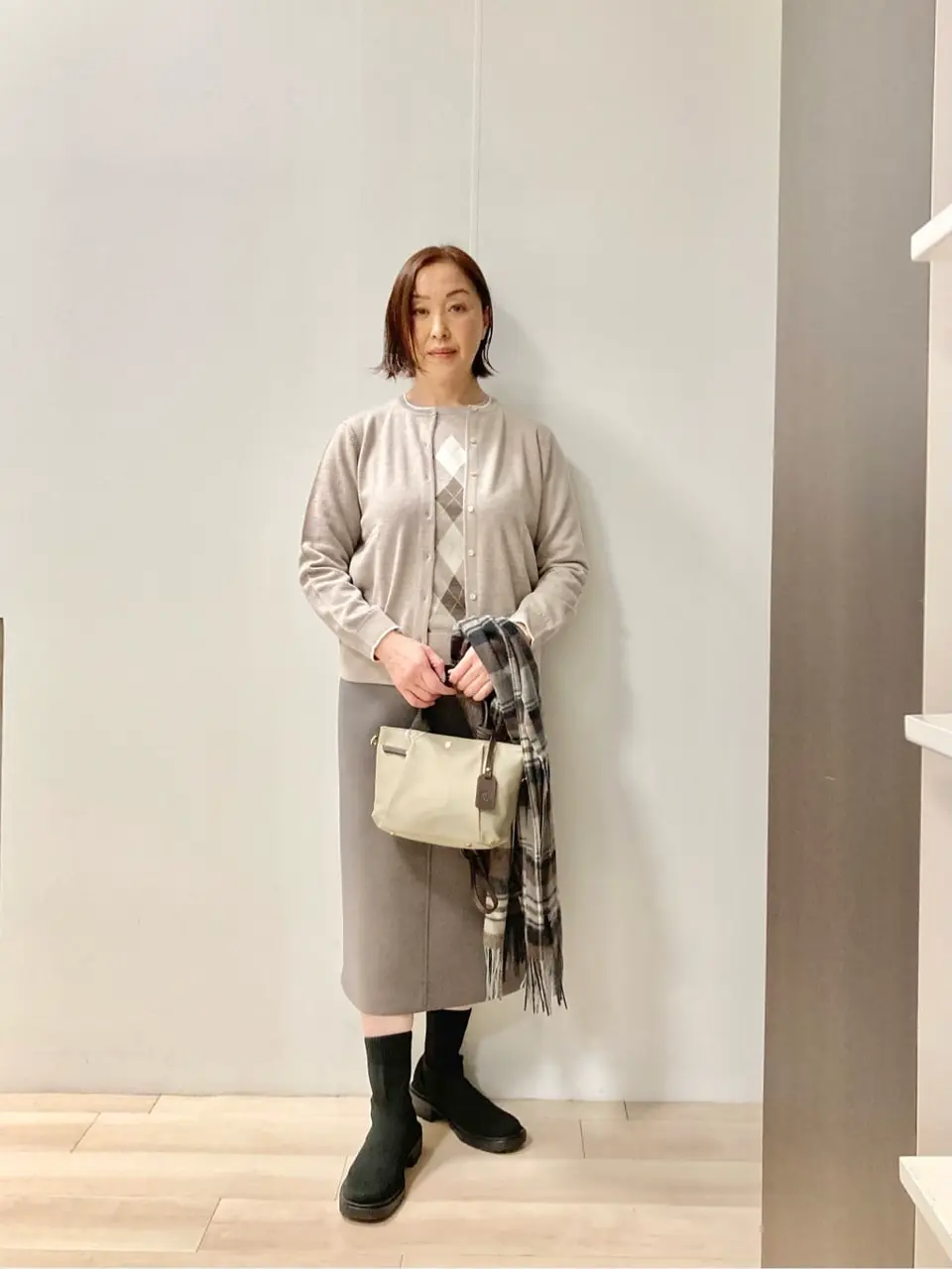 J.PRESS LADIES スタッフ コーディネート画像