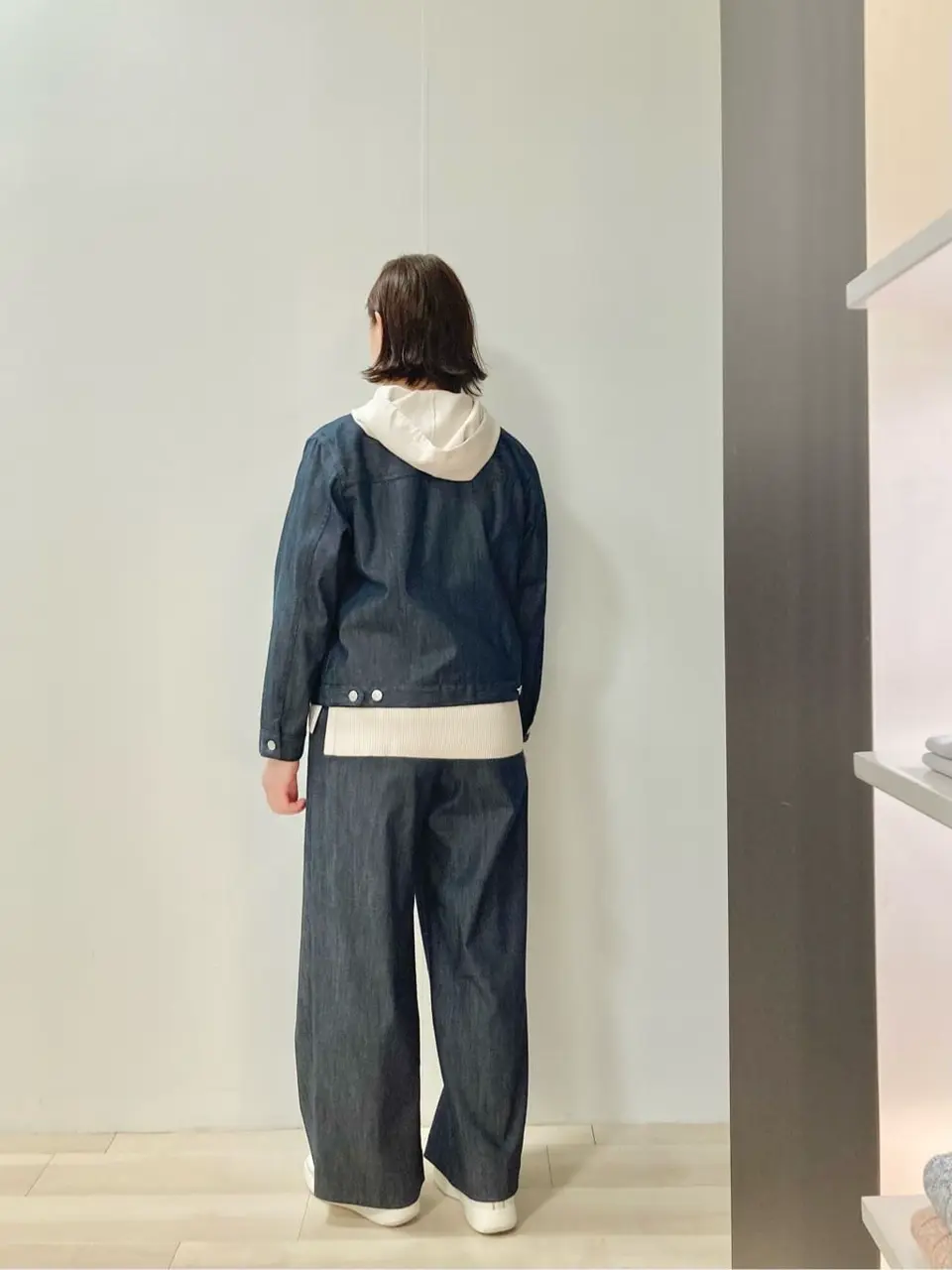 J.PRESS LADIES スタッフ コーディネート画像