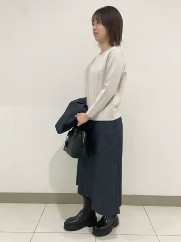 J.PRESS LADIES スタッフ コーディネート画像