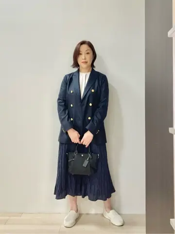 J.PRESS LADIES スタッフ コーディネート画像