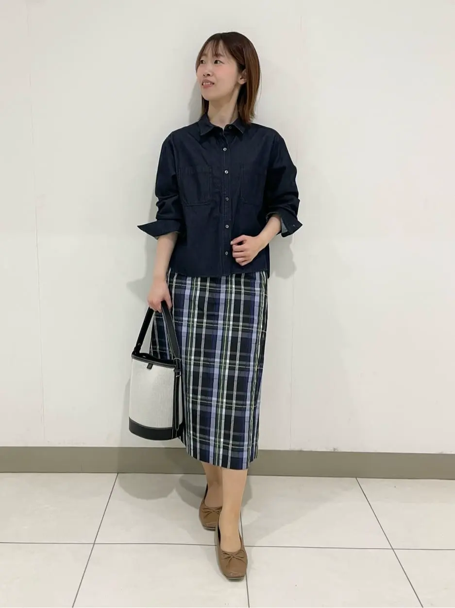 J.PRESS LADIES スタッフ コーディネート画像