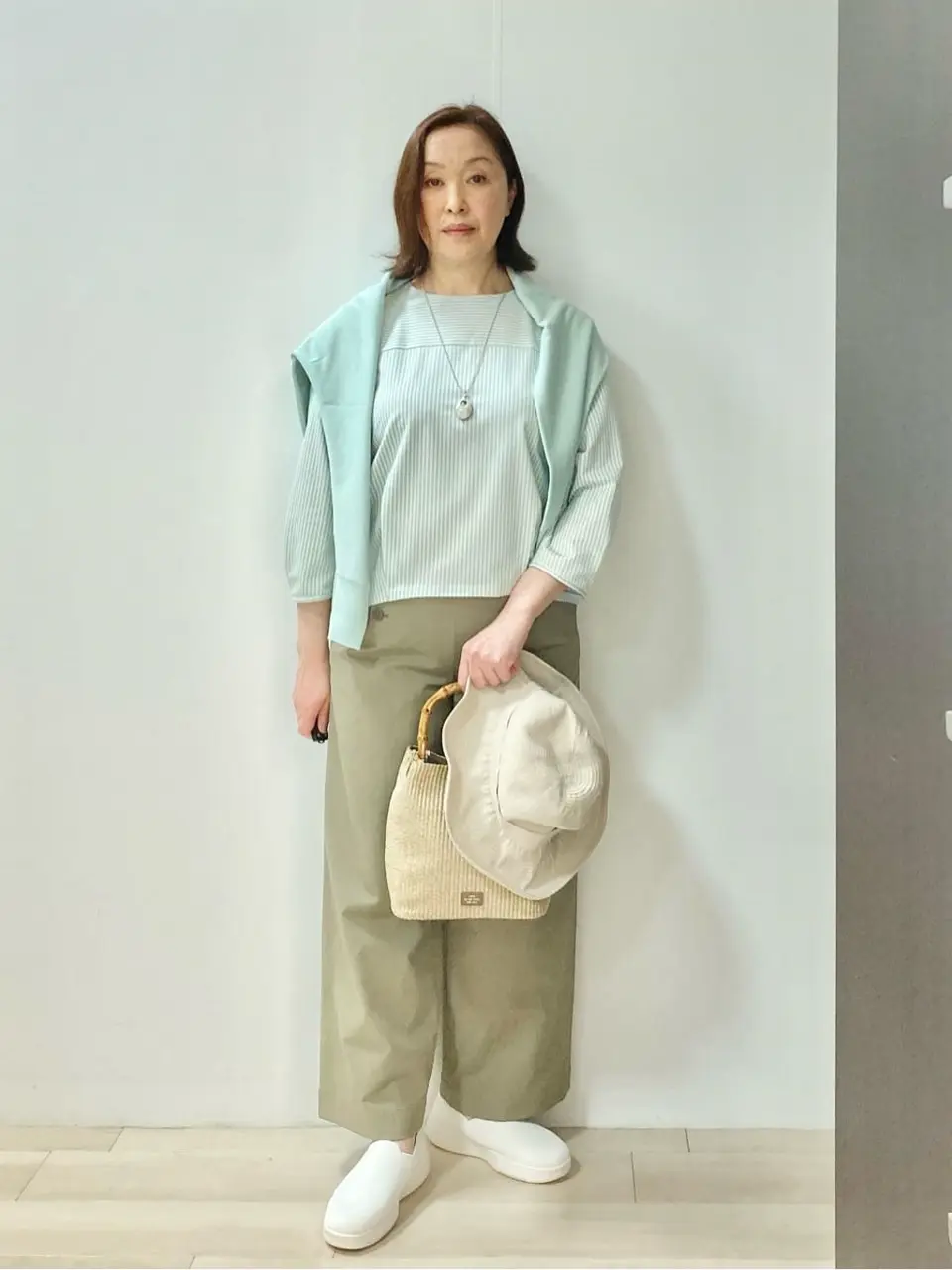 J.PRESS LADIES スタッフ コーディネート画像
