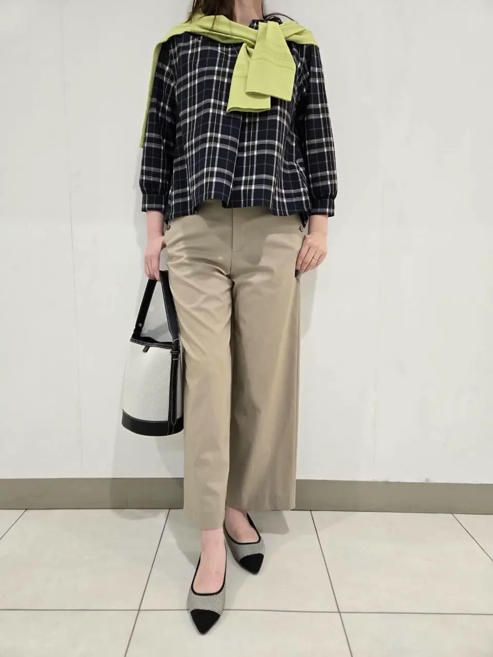 J.PRESS LADIES スタッフ コーディネート画像