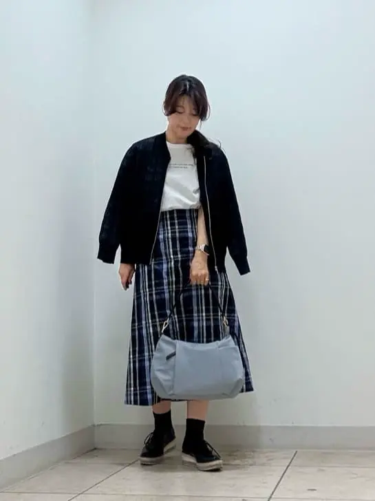 J.PRESS LADIES スタッフ コーディネート画像