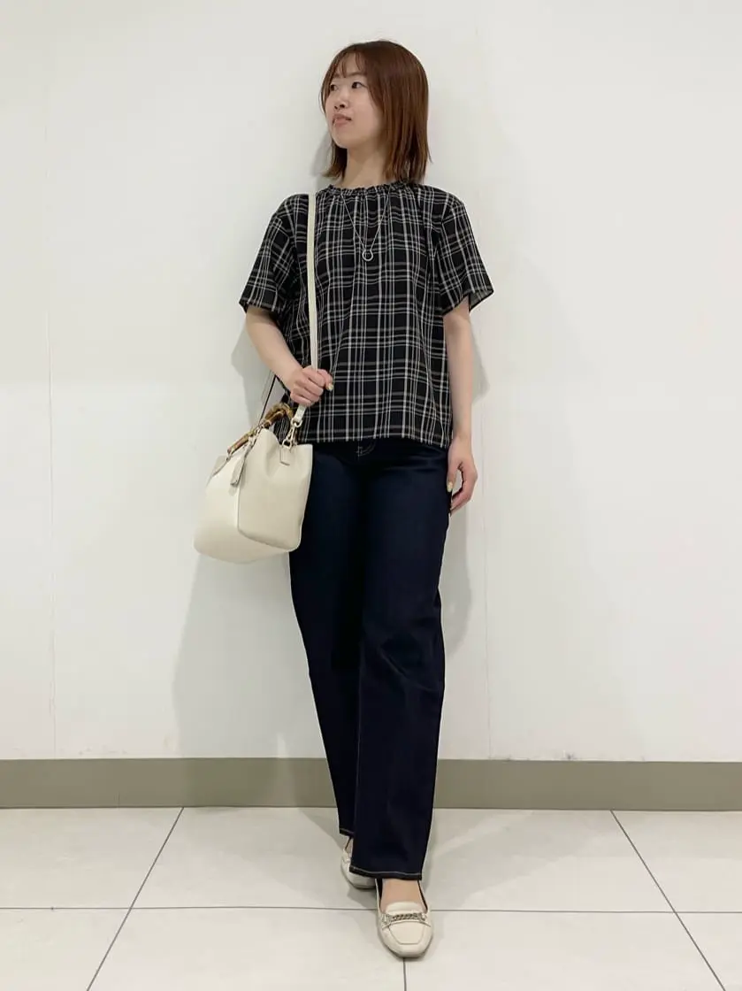 J.PRESS LADIES スタッフ コーディネート画像