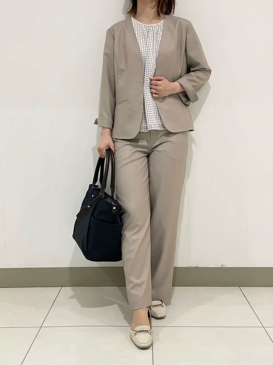 J.PRESS LADIES スタッフ コーディネート画像