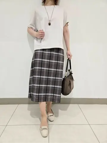 J.PRESS LADIES スタッフ コーディネート画像