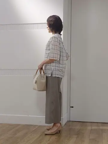 J.PRESS LADIES スタッフ コーディネート画像