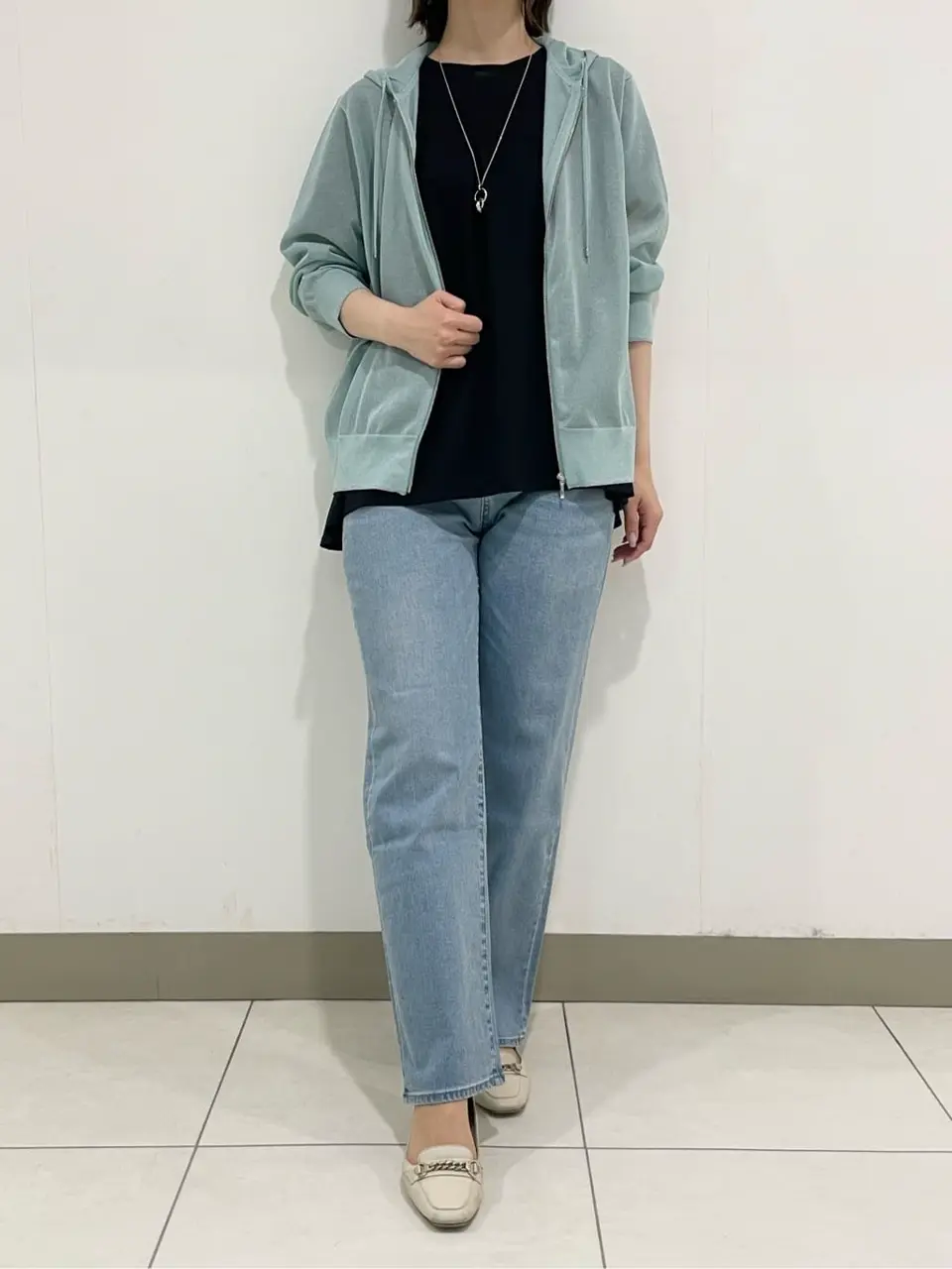 J.PRESS LADIES スタッフ コーディネート画像