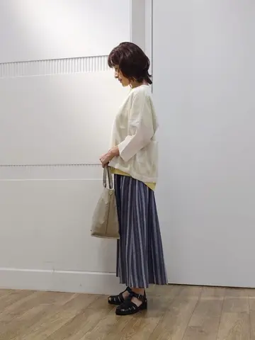 J.PRESS LADIES スタッフ コーディネート画像