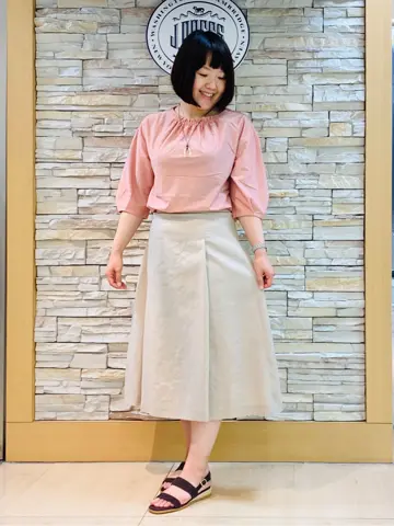 J.PRESS LADIES 内田 コーディネート画像