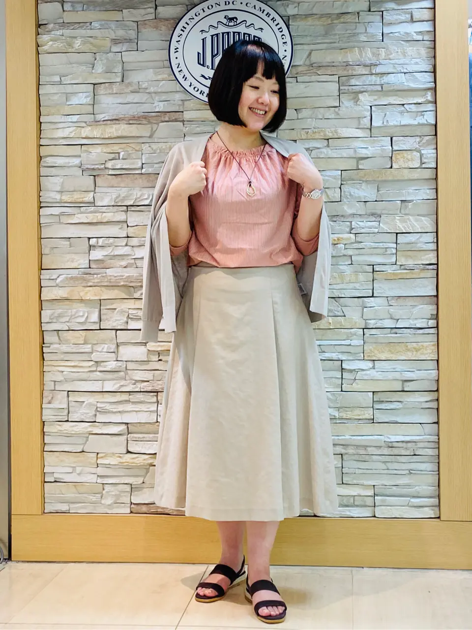 J.PRESS LADIES 内田 コーディネート画像