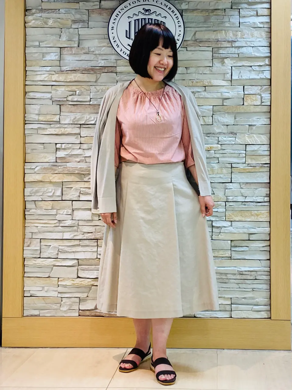 J.PRESS LADIES 内田 コーディネート画像