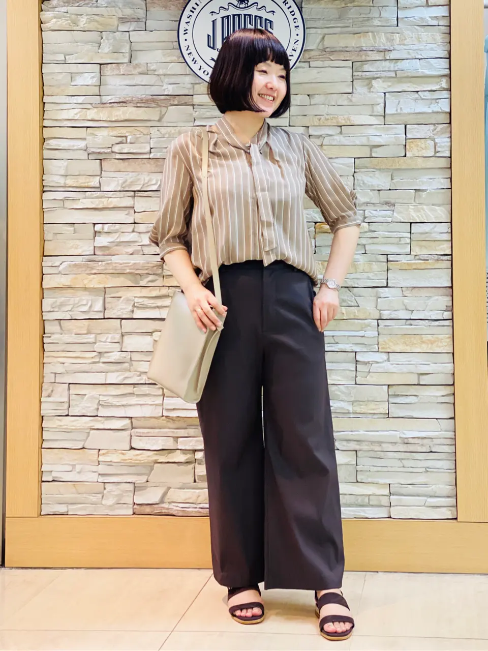 J.PRESS LADIES 内田 コーディネート画像