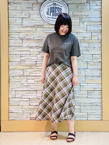 J.PRESS LADIES 内田 コーディネート画像