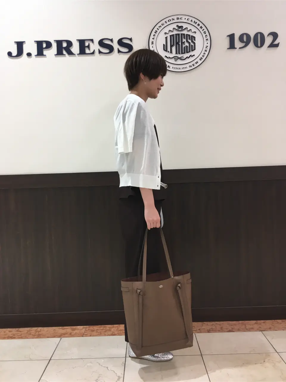  スタッフ コーディネート画像