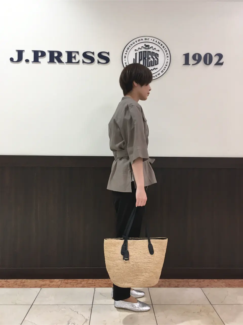 J.PRESS LADIES スタッフ コーディネート画像
