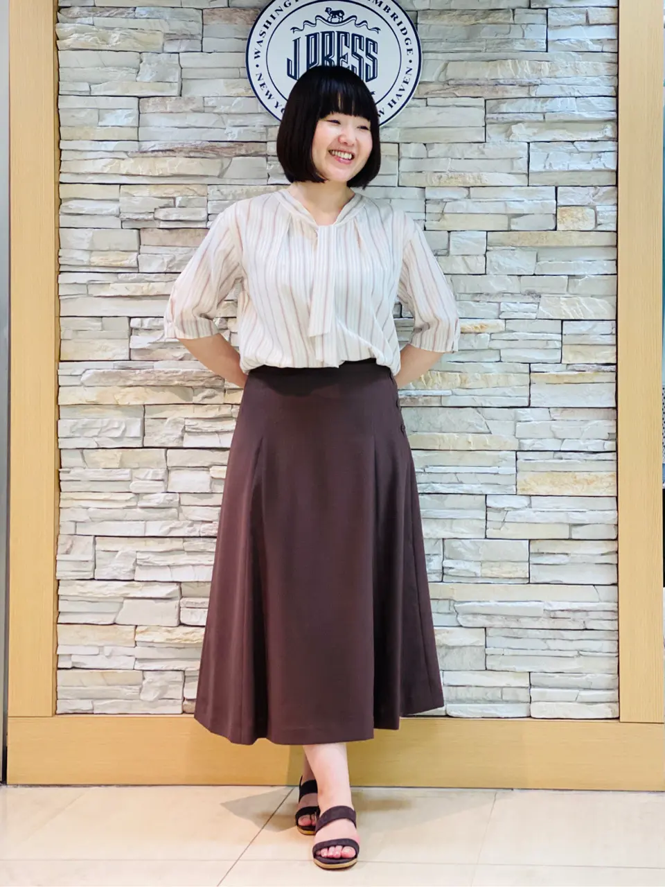 J.PRESS LADIES 内田 コーディネート画像