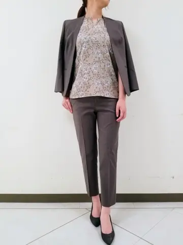 J.PRESS LADIES スタッフ コーディネート画像