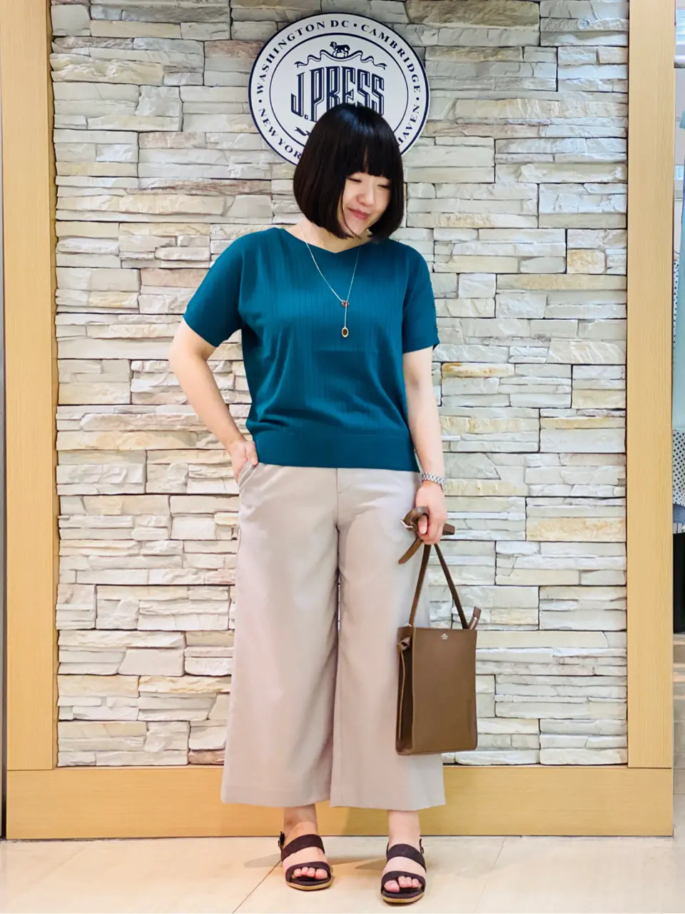 J.PRESS LADIES 内田 コーディネート画像