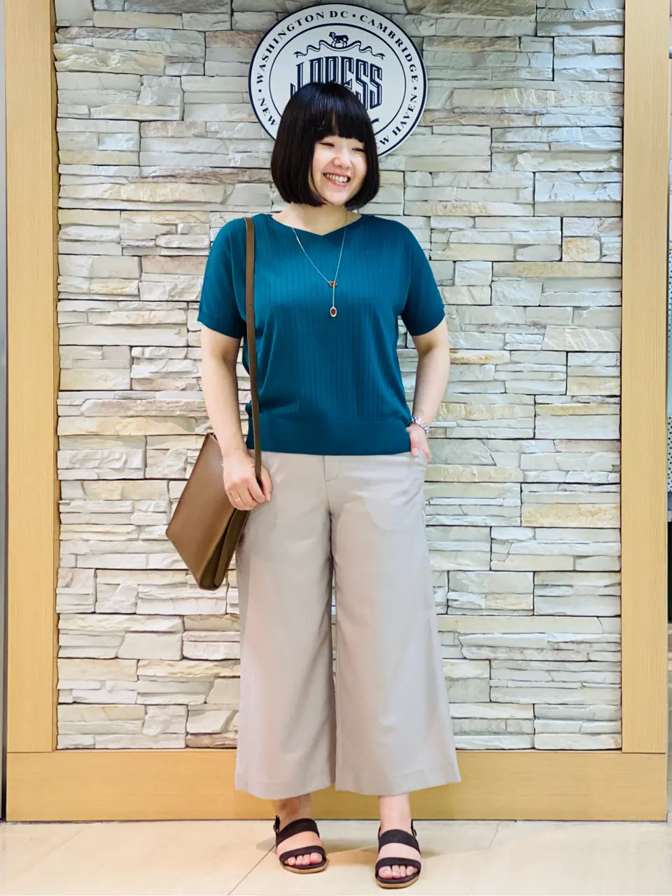 J.PRESS LADIES 内田 コーディネート画像