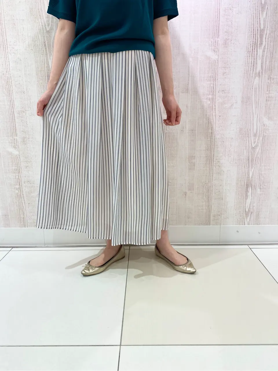 J.PRESS LADIES スタッフ コーディネート画像