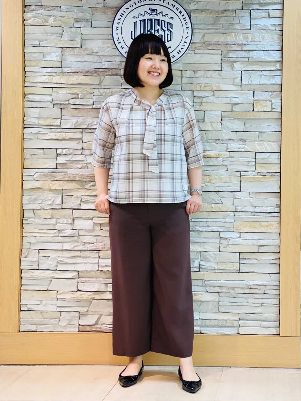 J.PRESS LADIES 内田 コーディネート画像