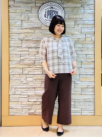 J.PRESS LADIES 内田 コーディネート画像